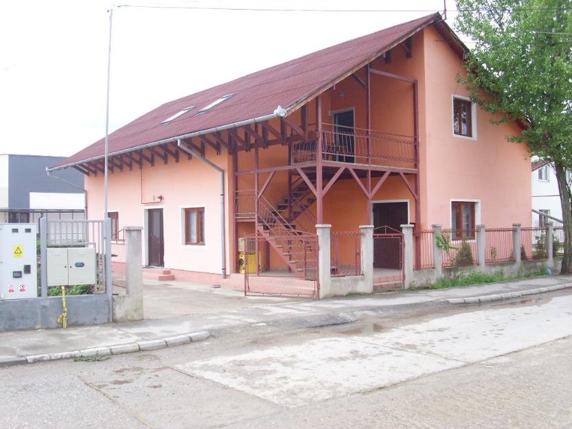 casa p+1 cu locuinta sau apartament Cluj - Pret | Preturi casa p+1 cu locuinta sau apartament Cluj