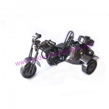 Cadou decor Motocicleta din metal cu atas - Pret | Preturi Cadou decor Motocicleta din metal cu atas