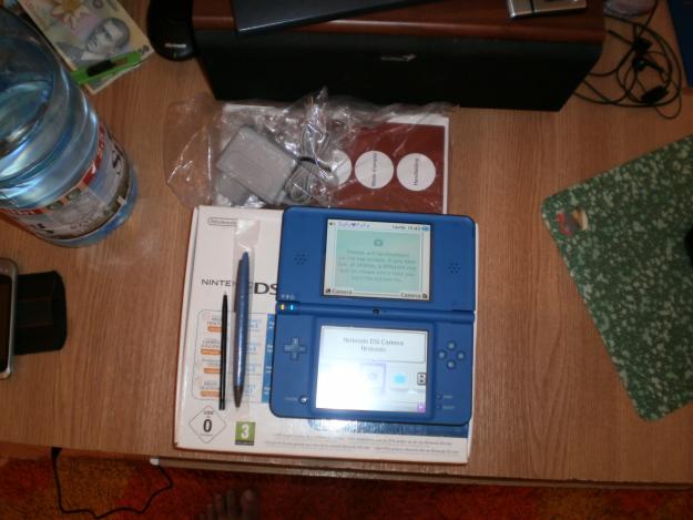 Nintendo DSi XL - Pret | Preturi Nintendo DSi XL