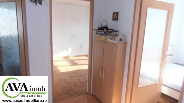 De vanzare apartament cu 3 camere decomandat, zona banca nationala - Pret | Preturi De vanzare apartament cu 3 camere decomandat, zona banca nationala