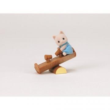 Sylvanian Families - Pisica cu Balansoar - Pret | Preturi Sylvanian Families - Pisica cu Balansoar