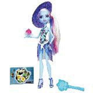 Papusa Monster High - Plaja - Abbey Bominable - Pret | Preturi Papusa Monster High - Plaja - Abbey Bominable