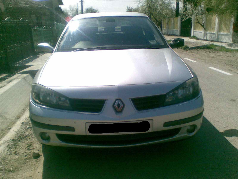 vand faruri renault laguna motor 1.9 dci an 2007 - Pret | Preturi vand faruri renault laguna motor 1.9 dci an 2007