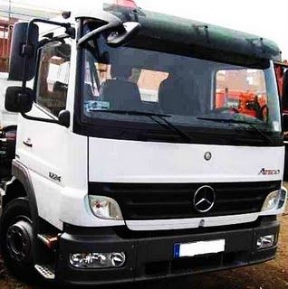 AutoUtilitara Atego 1225 cu macara Palfinger 8500 de 7,6m de vanzare second hand macara pe camioneta de vanzare second h - Pret | Preturi AutoUtilitara Atego 1225 cu macara Palfinger 8500 de 7,6m de vanzare second hand macara pe camioneta de vanzare second h