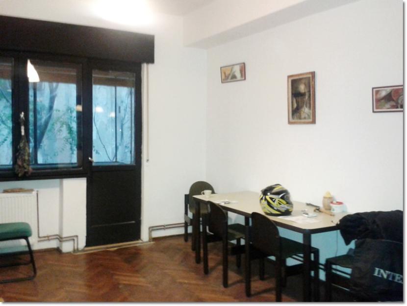 Schimb apartament Bucuresti - Calea Victoriei cu locuinta Brasov - Centrul Istoric. - Pret | Preturi Schimb apartament Bucuresti - Calea Victoriei cu locuinta Brasov - Centrul Istoric.