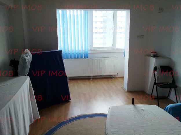 Apartament 3 camere de vanzare Brasov - Carpatilor, decomandat, liber - Pret | Preturi Apartament 3 camere de vanzare Brasov - Carpatilor, decomandat, liber