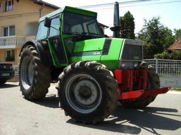 Vand tractor Deutz DX90,4X4,90CP - Pret | Preturi Vand tractor Deutz DX90,4X4,90CP