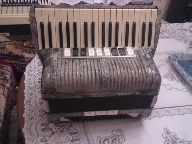 HOHNER TANGO 2M 96 BASI - Pret | Preturi HOHNER TANGO 2M 96 BASI