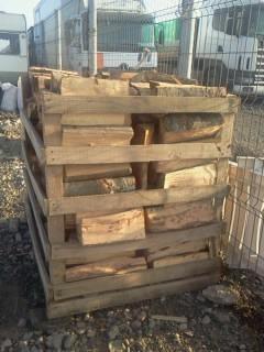 Vand lemne de foc pentru iarna - Pret | Preturi Vand lemne de foc pentru iarna
