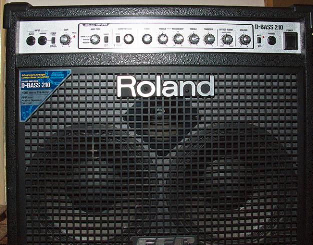 Amplificator ROLAND D-Bass 210 - Pret | Preturi Amplificator ROLAND D-Bass 210