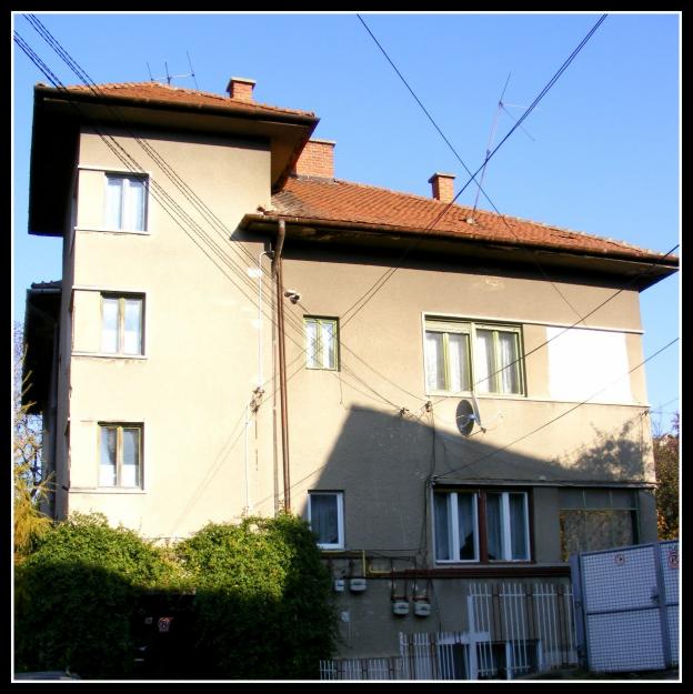 Brasov zona deosebita, retrasa si insorita, apartament in casa - Pret | Preturi Brasov zona deosebita, retrasa si insorita, apartament in casa