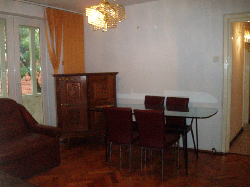 Inchiriez apartament 3 camere/birouri - Pret | Preturi Inchiriez apartament 3 camere/birouri