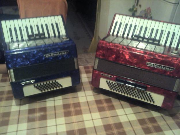 Acordeon Weltmeister de 80basi si de 40basi - Pret | Preturi Acordeon Weltmeister de 80basi si de 40basi