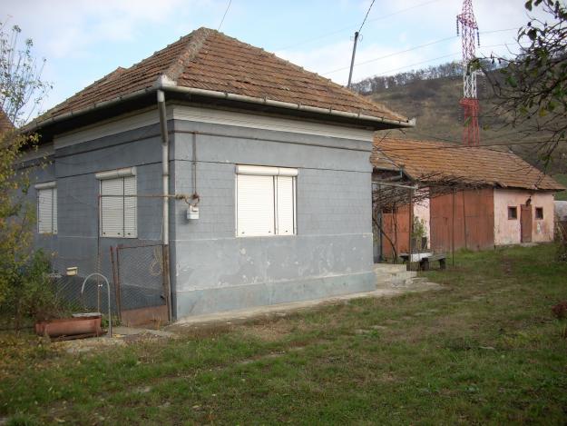 vand casa urgent - Pret | Preturi vand casa urgent