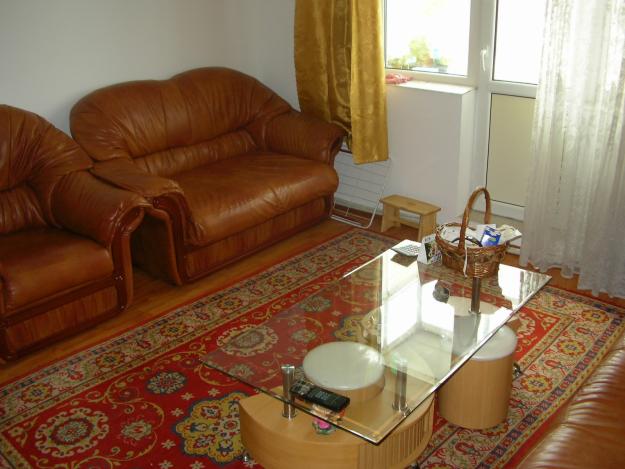 apartament 3 camere mobilat - Pret | Preturi apartament 3 camere mobilat