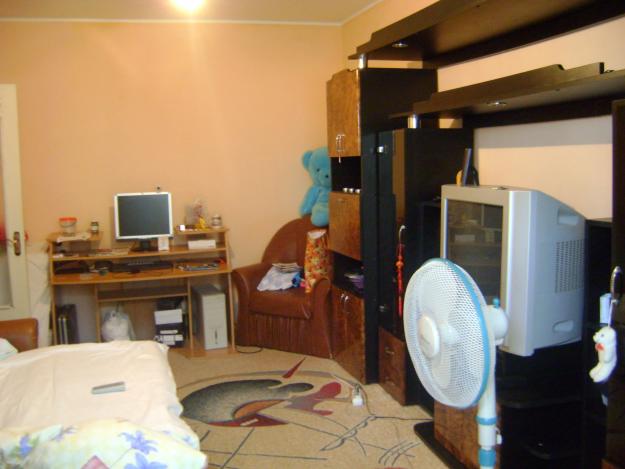 vand apartament 2 camere - Pret | Preturi vand apartament 2 camere