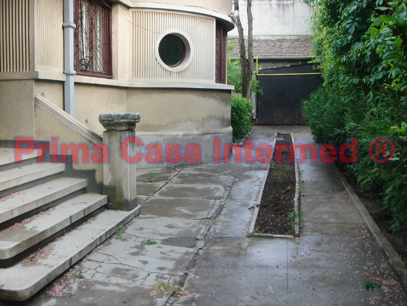 Casa 4 camere, 2 intrari, curte 150mp, gaze, Tomis 2 - Pret | Preturi Casa 4 camere, 2 intrari, curte 150mp, gaze, Tomis 2