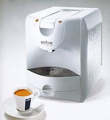 Aparat cafea espresso Lavazza-NOU! - Pret | Preturi Aparat cafea espresso Lavazza-NOU!