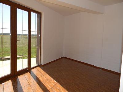 Buftea apartament 2 camere in vila+ teren 27.000 euro - Pret | Preturi Buftea apartament 2 camere in vila+ teren 27.000 euro