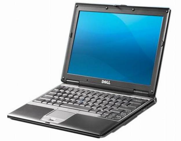 Laptop Dell Latitude D410 pret 630 LEI - Pret | Preturi Laptop Dell Latitude D410 pret 630 LEI