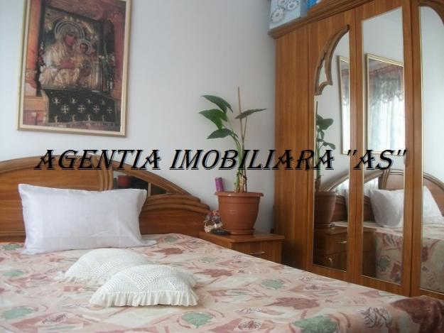 Vand apartament cu 3 camere decomandate 23.500 euro Onesti - Pret | Preturi Vand apartament cu 3 camere decomandate 23.500 euro Onesti