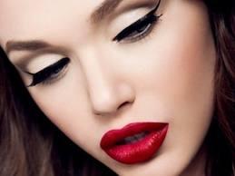 Curs Make Up Oradea - Pret | Preturi Curs Make Up Oradea