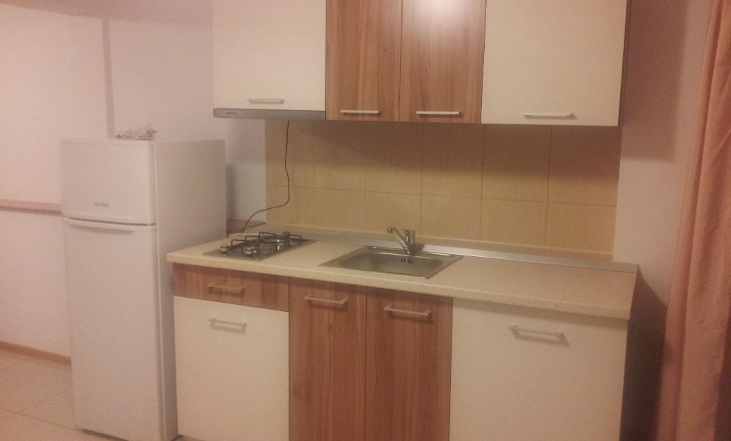 Inchiriez Apartament 3 Camere Sezon Estival - Pret | Preturi Inchiriez Apartament 3 Camere Sezon Estival