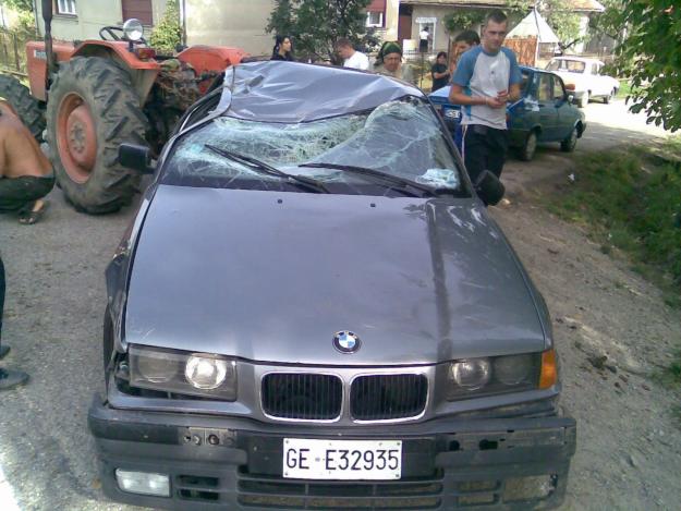 DEZMEMBREZ BMW 318i - Pret | Preturi DEZMEMBREZ BMW 318i