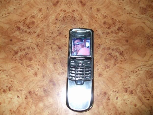 Vand Nokia 8800 silver impecabil - Pret | Preturi Vand Nokia 8800 silver impecabil