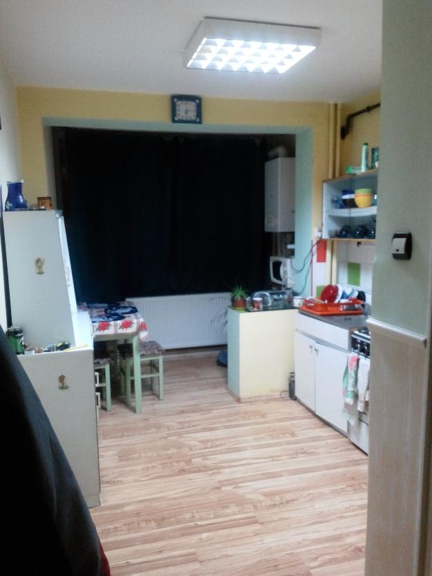 Apartament cu 2 camere,zona Grivitei, - Pret | Preturi Apartament cu 2 camere,zona Grivitei,