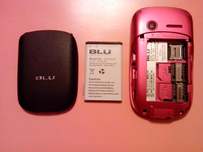 Blu Samba JR, Dual Sim calitate USA, NOU, necodat, radio, foto 1.3 MP, qwerty - 149Ron - Pret | Preturi Blu Samba JR, Dual Sim calitate USA, NOU, necodat, radio, foto 1.3 MP, qwerty - 149Ron