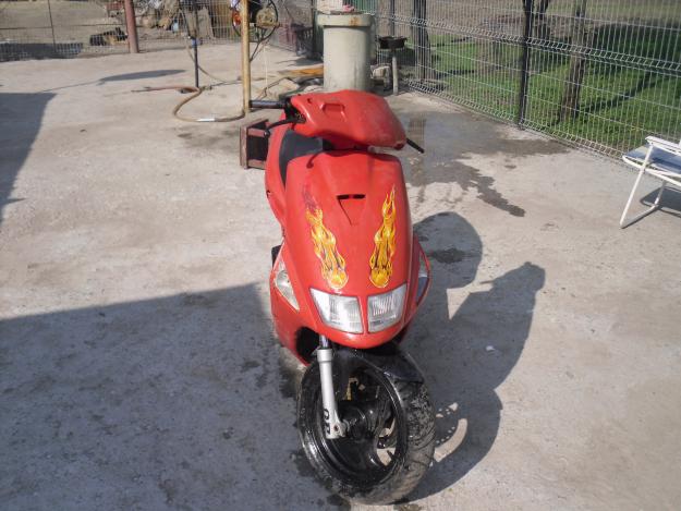 vand scuter aprilia sr - Pret | Preturi vand scuter aprilia sr