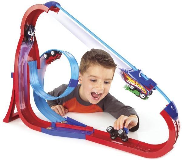 Hot Wheels Circuit cu obstacole - Pret | Preturi Hot Wheels Circuit cu obstacole