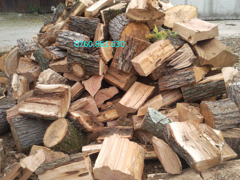 Depozit lemne de foc-carpen si stejar uscate 100% - Pret | Preturi Depozit lemne de foc-carpen si stejar uscate 100%