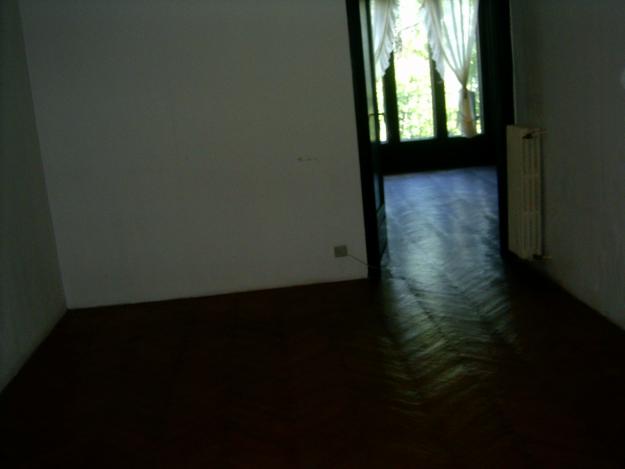 UNIVERSITATE-AP.3 CAMERE - Pret | Preturi UNIVERSITATE-AP.3 CAMERE