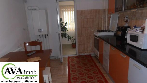 Ofer la vanzare apartament cu 3 camere decomandat in zona nord, la Arena Mall - Pret | Preturi Ofer la vanzare apartament cu 3 camere decomandat in zona nord, la Arena Mall