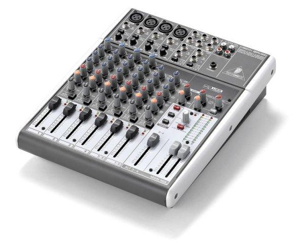 Vand BEHRINGER XENYX 1204 USB - Pret | Preturi Vand BEHRINGER XENYX 1204 USB