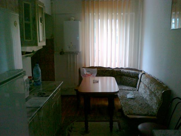 inchiriez apartament pe termen lung - Pret | Preturi inchiriez apartament pe termen lung