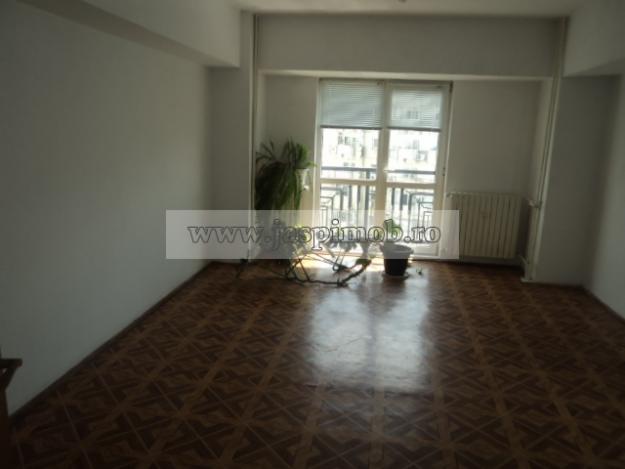 JASP2069 Inchiriere apartament 4 camere zona Nerva Traian - Pret | Preturi JASP2069 Inchiriere apartament 4 camere zona Nerva Traian