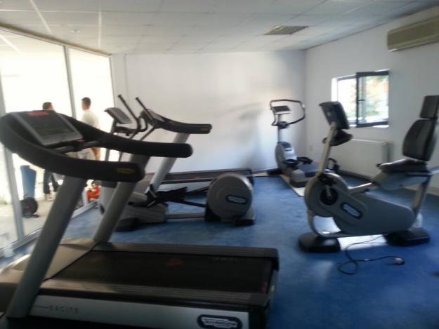 Aparate fitness profesionale second-hand sau noi - Pret | Preturi Aparate fitness profesionale second-hand sau noi