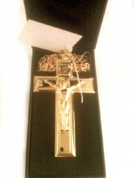 Cruce pectorala aurita - Pret | Preturi Cruce pectorala aurita