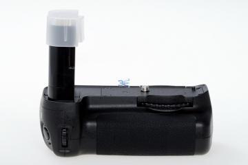 Phottix battery grip Premium pentru Nikon D90, D80 - Pret | Preturi Phottix battery grip Premium pentru Nikon D90, D80