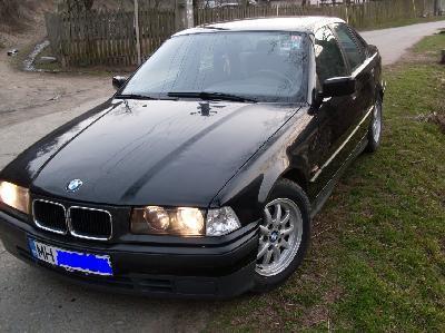 Dezmembrez BMW 316 an 1994 - Pret | Preturi Dezmembrez BMW 316 an 1994