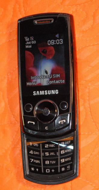 Telefon mobil Samsung SGH-J700 - 100 de lei - Pret | Preturi Telefon mobil Samsung SGH-J700 - 100 de lei