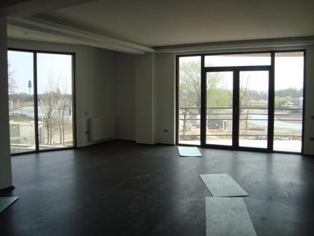 Apartament de vanzare 3 camere - Pret | Preturi Apartament de vanzare 3 camere