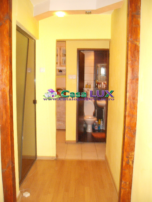 Casa Lux, vinde apartament 2 camere, in zona Canta - Pret | Preturi Casa Lux, vinde apartament 2 camere, in zona Canta