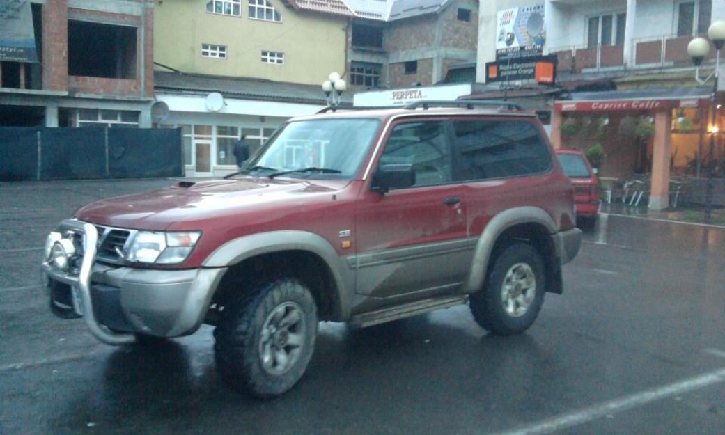 Nissan Patrol Y61 - Pret | Preturi Nissan Patrol Y61