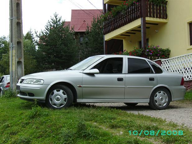 Vand urgent Opel Vectra B, fab. 2001, 1.6, 16V, Automatik - Pret | Preturi Vand urgent Opel Vectra B, fab. 2001, 1.6, 16V, Automatik