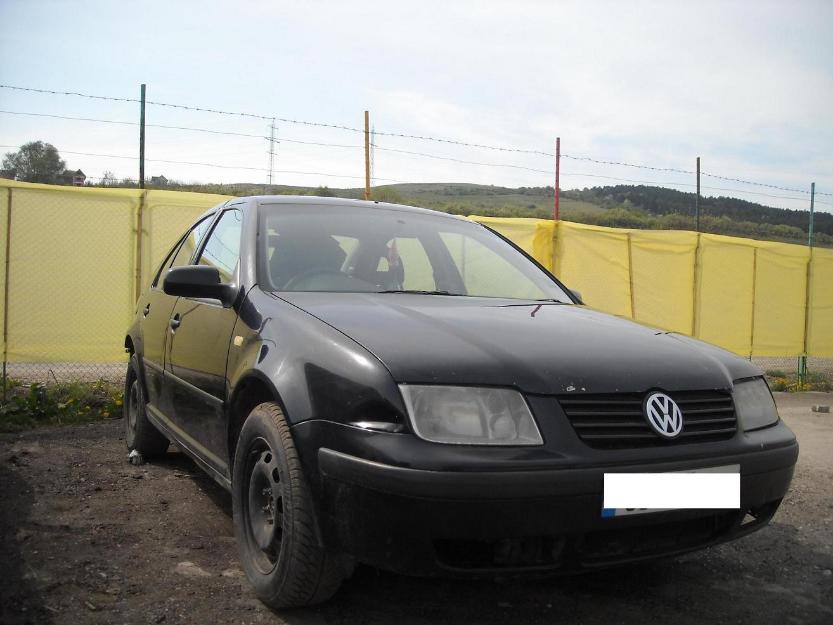 Dezmembrez alternator Volkswagen Bora - Pret | Preturi Dezmembrez alternator Volkswagen Bora