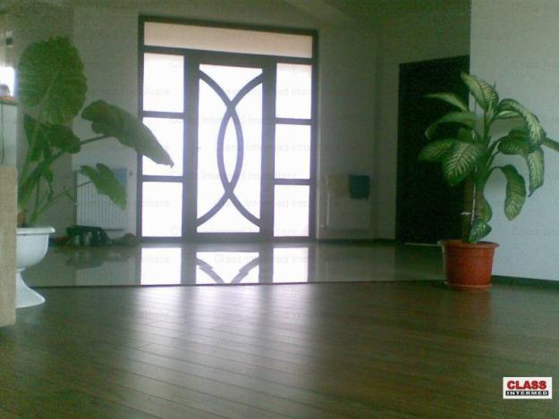 Valu lui Traian - Vila P+1+M, 4 cam, 390 mp, 80000 Euro. - Pret | Preturi Valu lui Traian - Vila P+1+M, 4 cam, 390 mp, 80000 Euro.